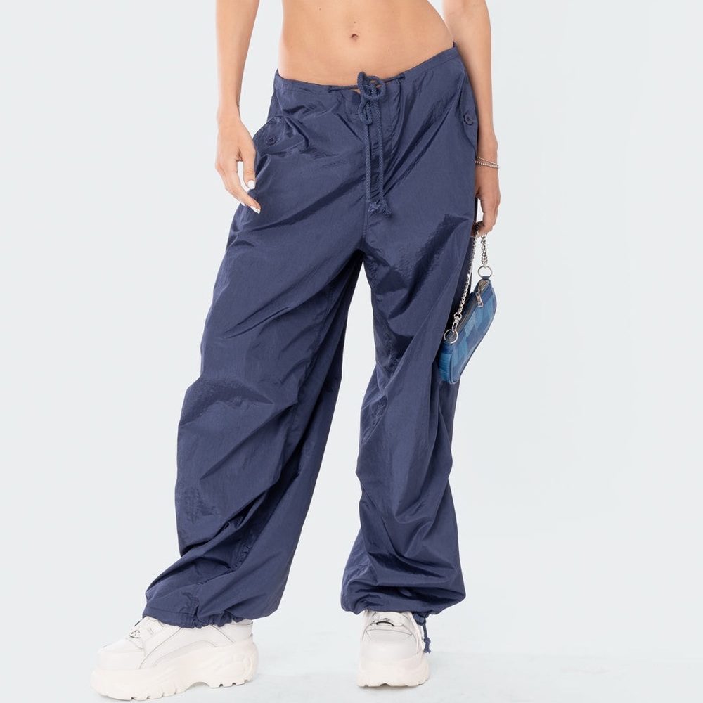 NWOT Edikted parachute pants
